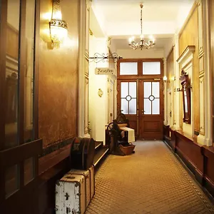 https://altberlin.find-berlin-hotels.com